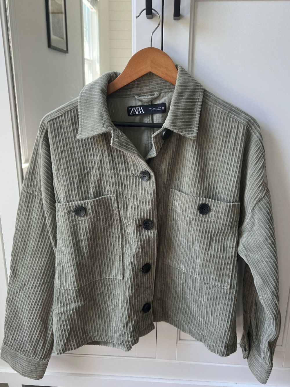 ZARA Sage Green Wide Ribbed Corduroy Shacket Button Front Jacket